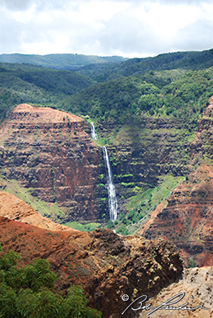 Hawaii: Falls At Wiamea Canyon